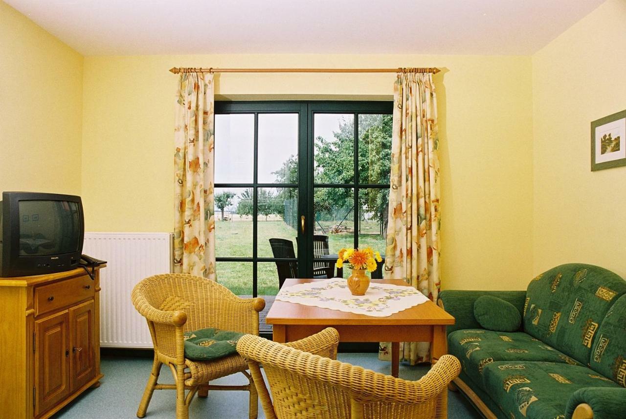 Landferienhof "Mueritzufer" Ludorf Extérieur photo