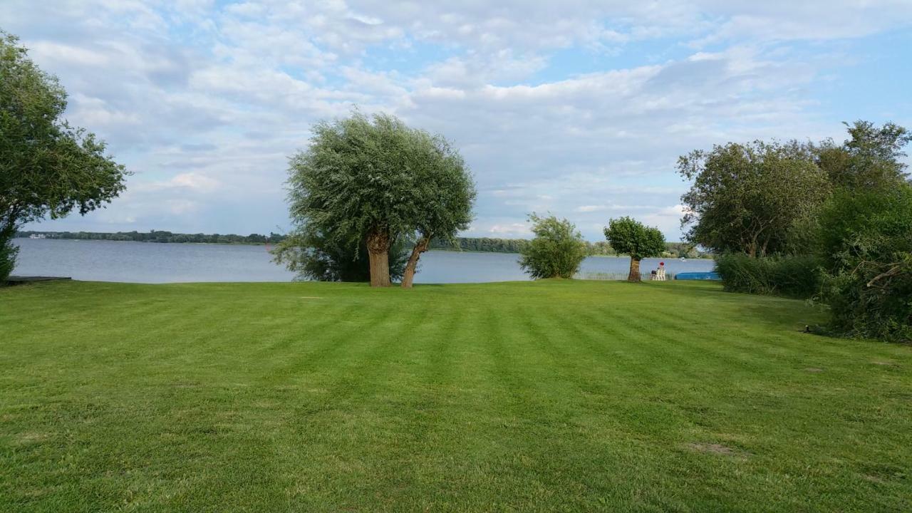 Landferienhof "Mueritzufer" Ludorf Extérieur photo